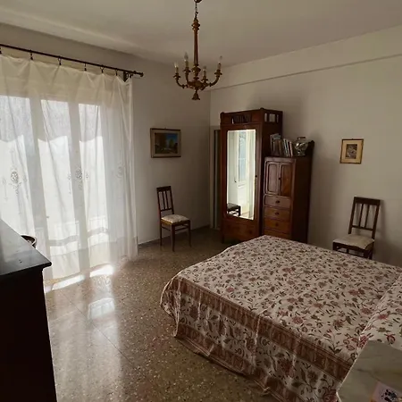 N273 - Numana, Trilocale Con Terrazzo E Doppi Servizi Sirolo